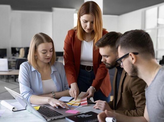 Comment organiser avec succès un salon professionnel : conseils et retours d’expérience